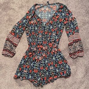 American eagle long sleeve romper